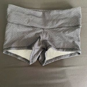 Lululemon booty shorts